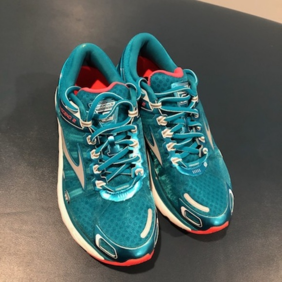 Brooks Shoes - Transcend Brooks Tennis shoes